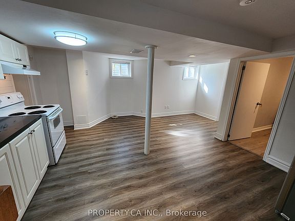 2nd image of 159 Sandyhook Sq #Basement