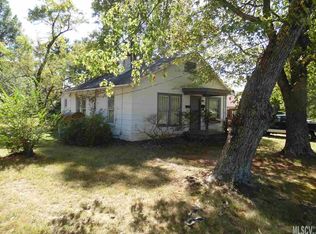 437 W 15th St, Newton, NC 28658
