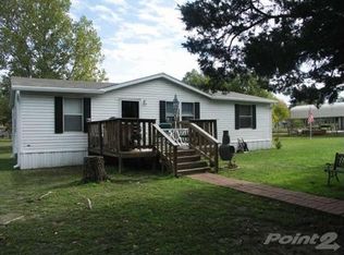 8000 Sleepy Ln, Terrell, TX 75161