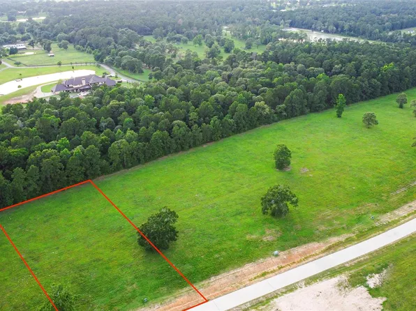 2068 Stallion Lakes Ave, Hockley, TX 77447