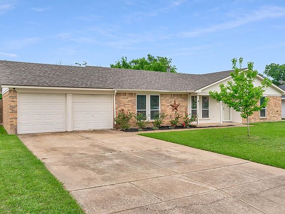 4th image of 445 Parkridge Blvd