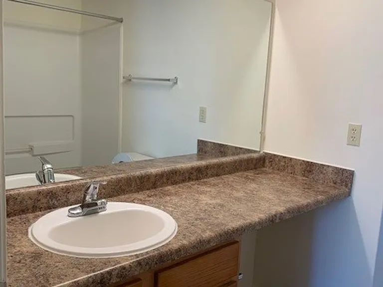 Hamilton at Turman Farms Apartments — Photo 81