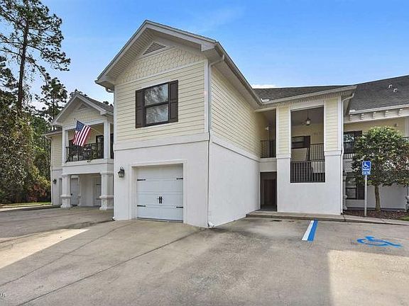 3rd image of 113 Laurel Wood Way Unit 102