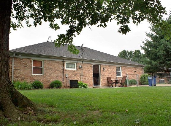 2nd image of 3420 Buchanan Ct
