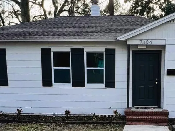7304 N NORTH SHORE Drive, Jacksonville, FL 32208