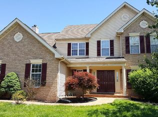 12416 Willow Falls Dr, Herndon, VA 20170
