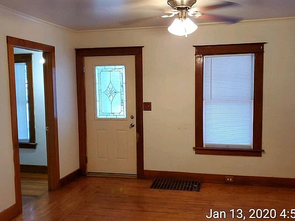 4th image of 1719 W Genesee Ave