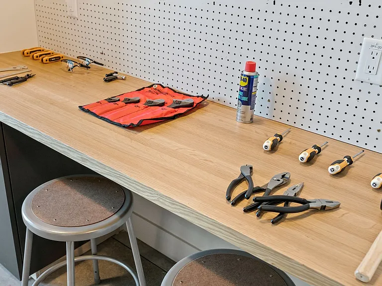 Fix-it Station