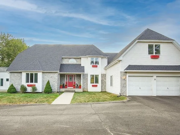 31 Alvord St, South Hadley, MA 01075