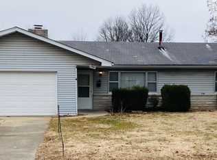 1709 S Sieger Dr, Springfield, MO 65804
