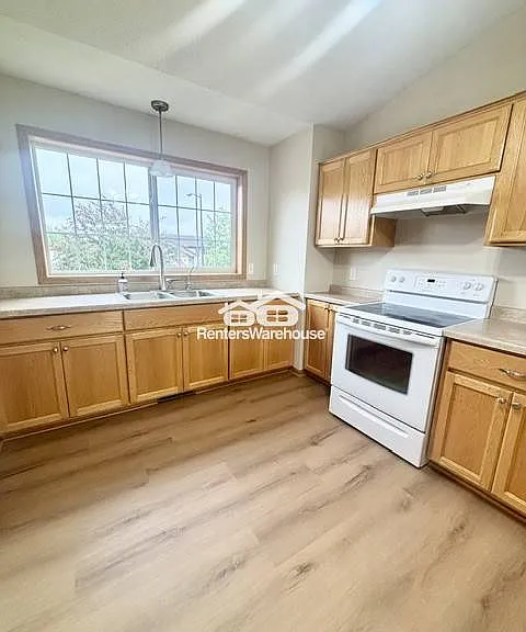 605 7th Ave SW — Photo 10