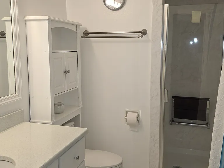 614 Garfield Dr — Photo 9