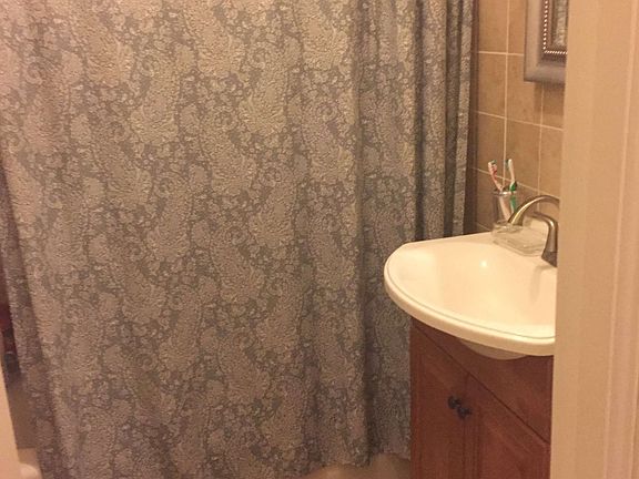 3rd image of 4545 41st St APT 3R