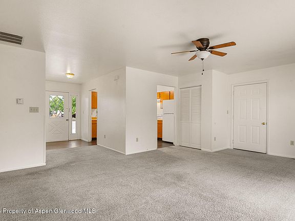 5th image of 515 Elm Ct