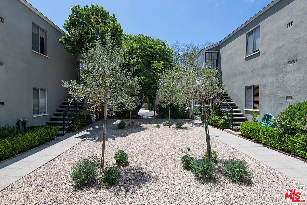 1 bed, 1.0 bath, 800 sqft, $2,695 — Photo 3
