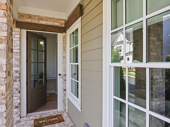 2nd image of 1000 Fendley St #1