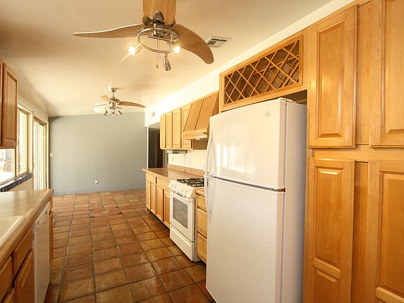 5th image of 7460 E 31st St