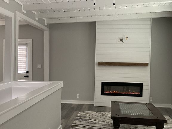 4th image of 3603 Hamilton Mill Rd