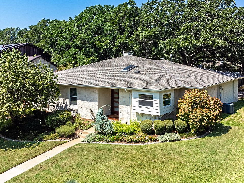 1st image of 149 Edgewood Dr