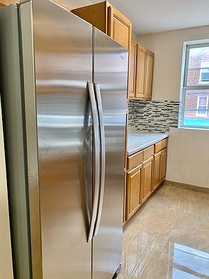 2nd image of 2086 E 23rd St #2R