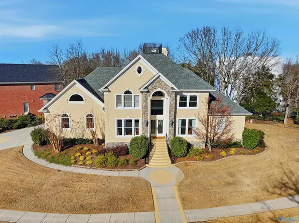 11019 Everest Cir SE, Huntsville, AL 35803
