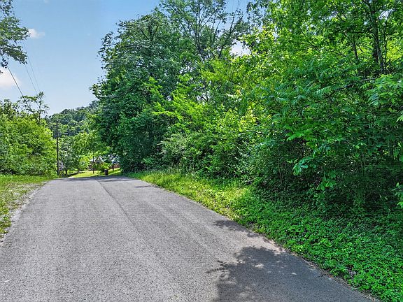 5th image of 3717 Homeland Dr