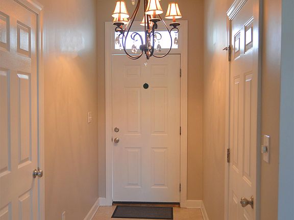 2nd image of 511 Village Green Dr #B