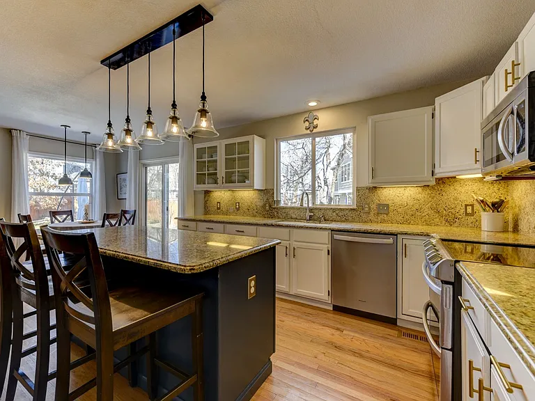 903 Jasmine Pl — Photo 3