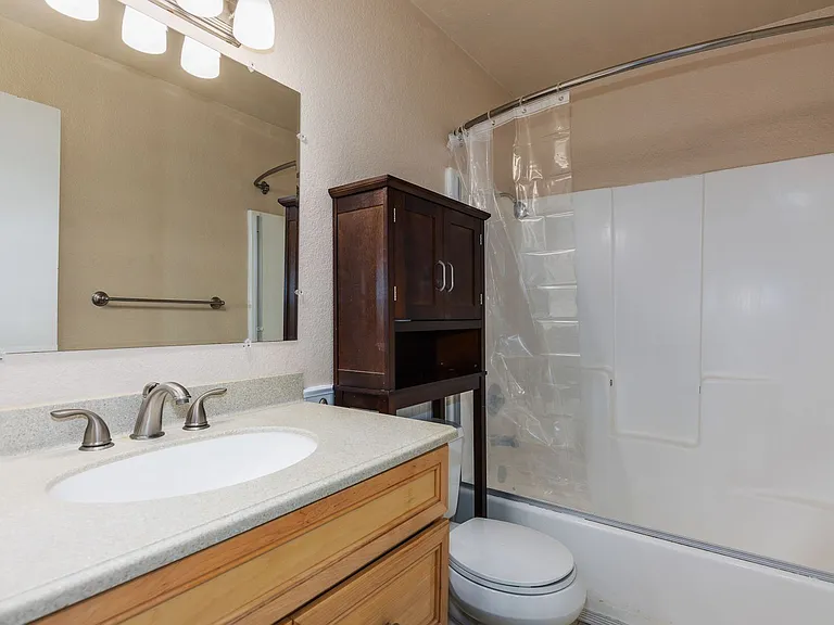 900 Cambridge Dr #138 — Photo 20