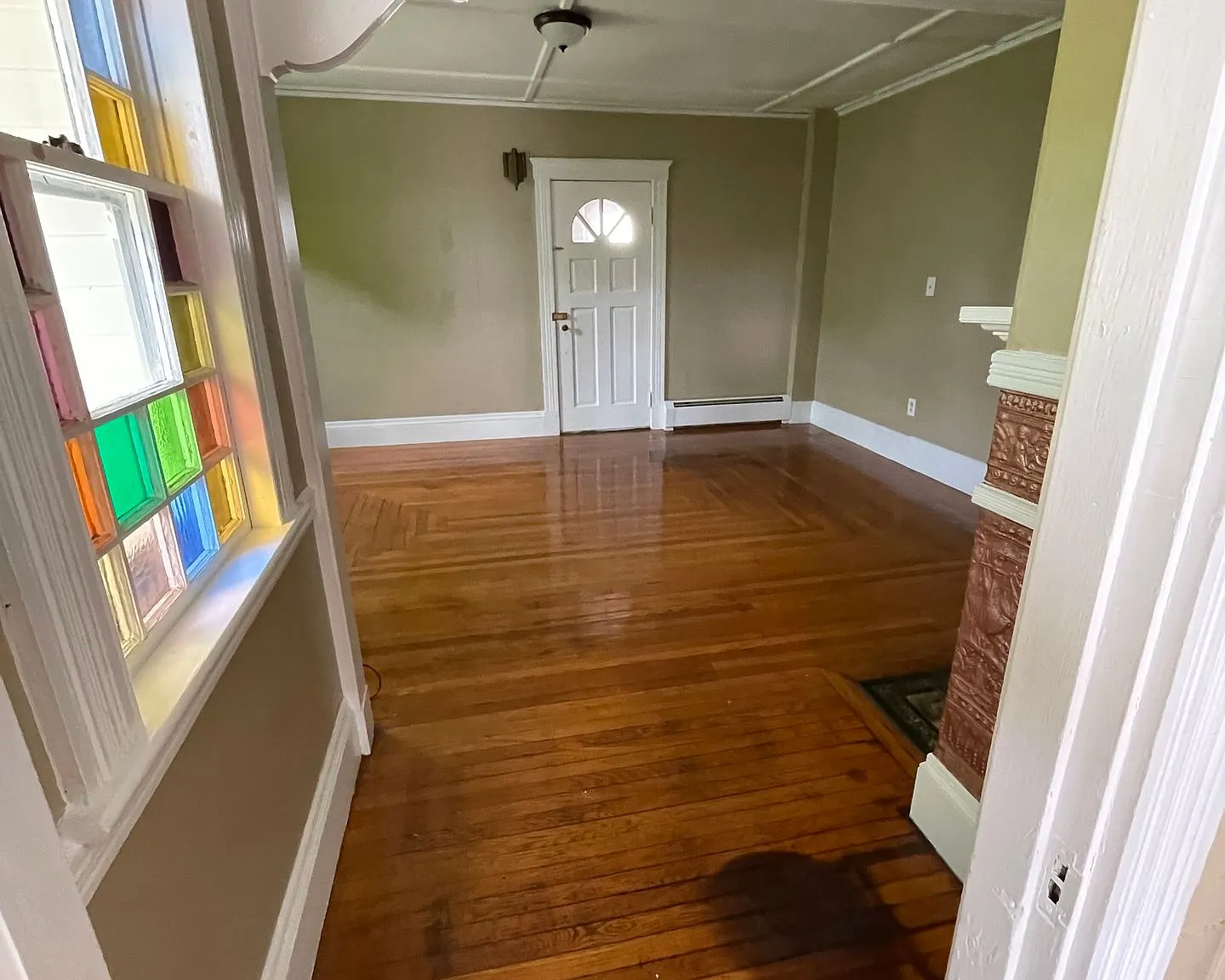 7 Park Place — Photo 3