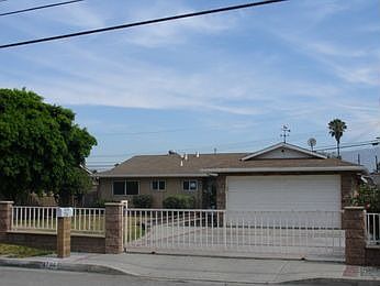 1st image of 4796 Grand Ave