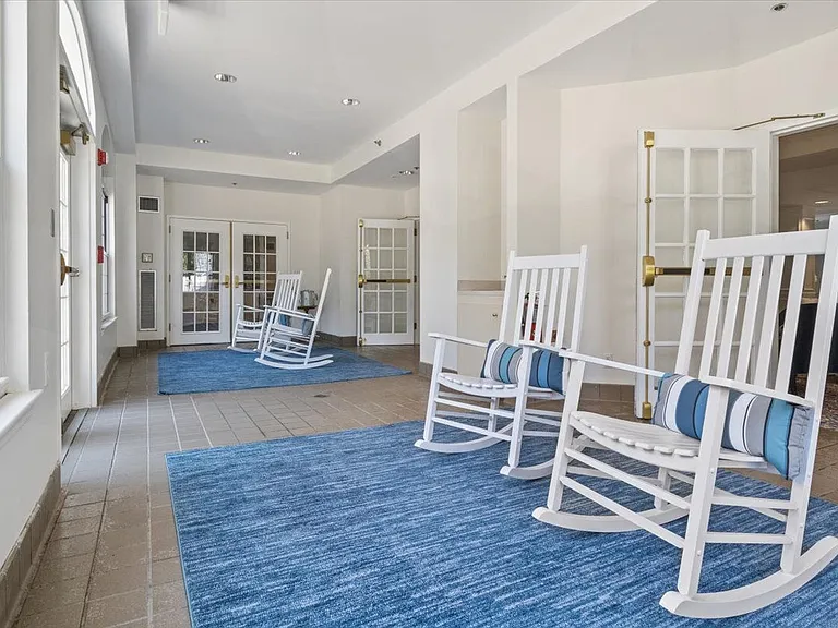 Serenity Apartments at Brewster — Photo 4