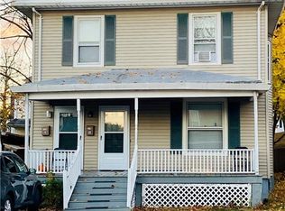 22 Harrison St, Middletown, NY 10940