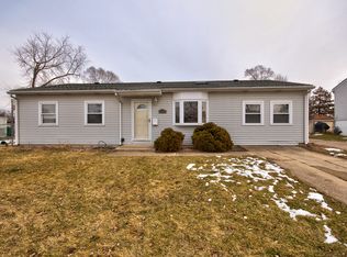 219 Fremont Ave, Romeoville, IL 60446