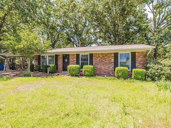3rd image of 2204 Osage Dr