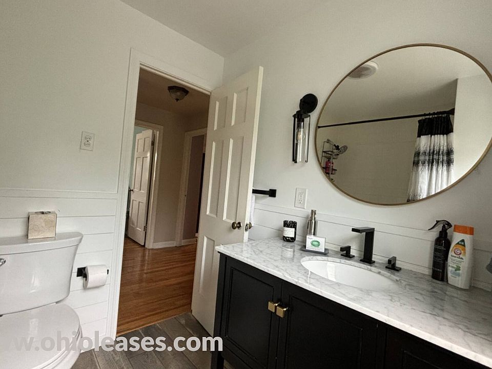 1st image of 1371 Churchill Rd