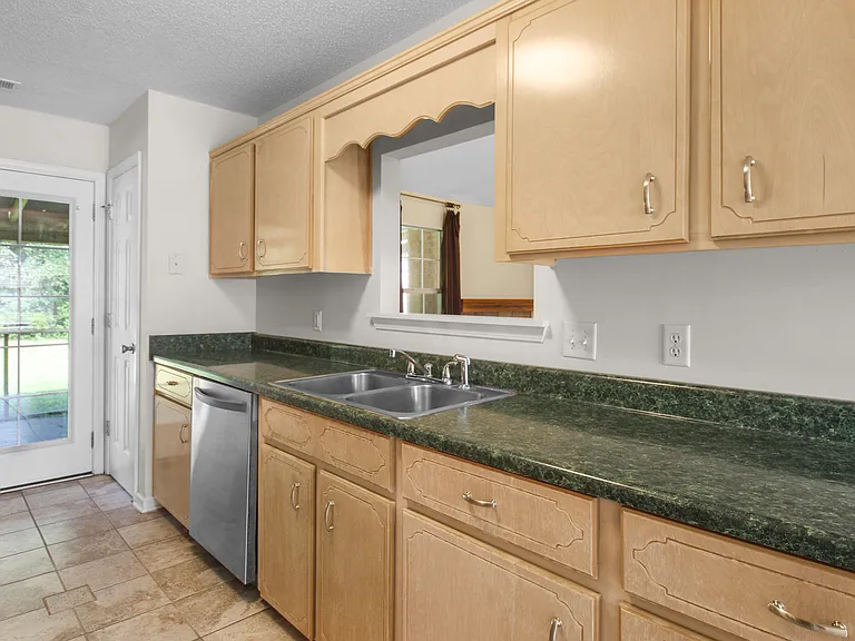 1341 Ryans Way — Photo 9