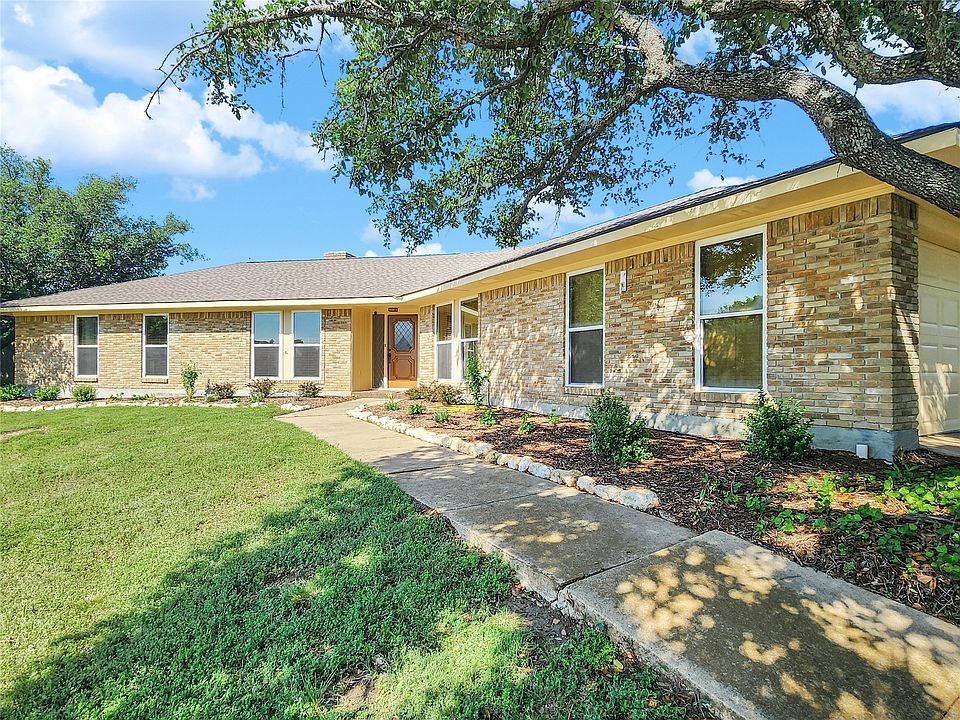 1st image of 8745 Lake Country Dr