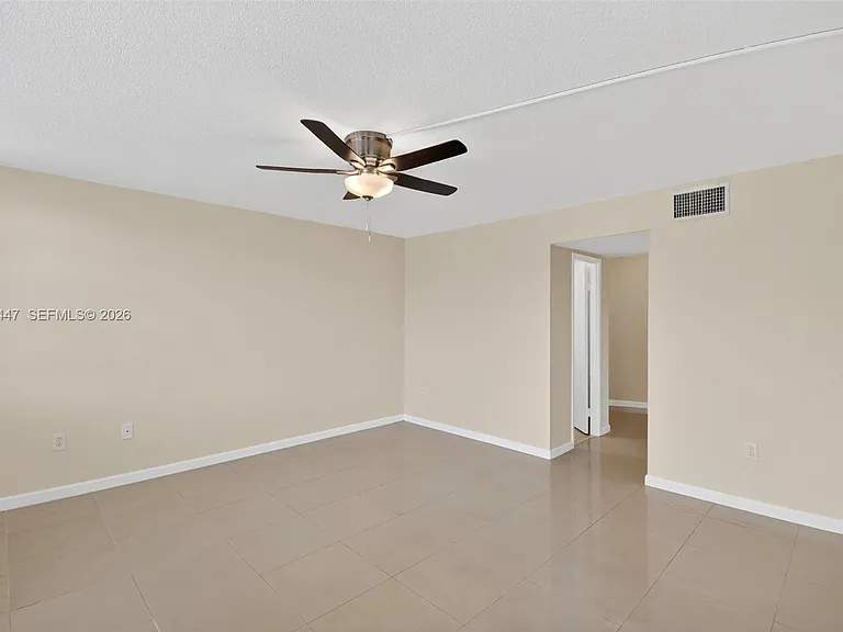 1710 NE 191st St #206 — Photo 25
