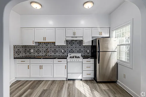 "Lofts @ Larchmont"- Lofts at Larchmont LLC Photo 1
