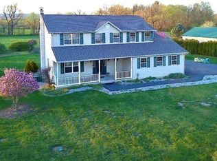 1033 Miller Rd, Nazareth, PA 18064