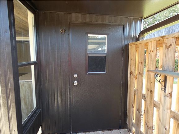 4th image of 2931 Poplar Ave