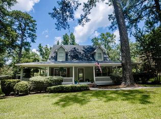 629 Cherry Ln, Laurel, MS 39440