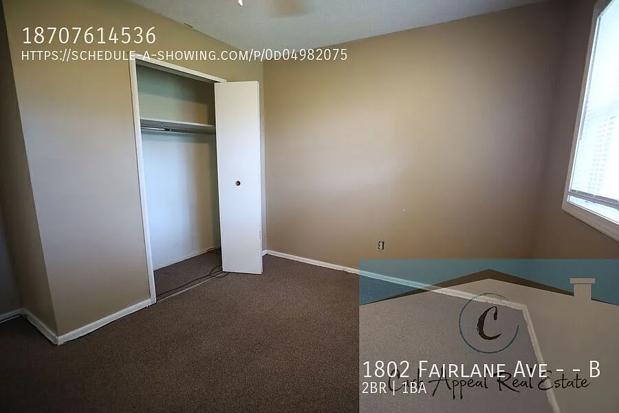 This 2 bedroom 1 bath apartment - includes refrigerator, stove and dishwasher. — Photo 4