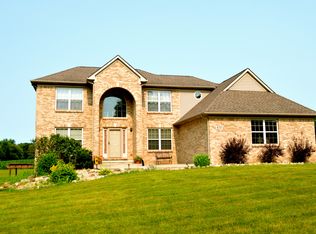 4710 Kalmbach Rd, Chelsea, MI 48118