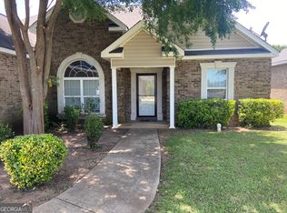 536 Manchester Ln, Byron, GA 31008