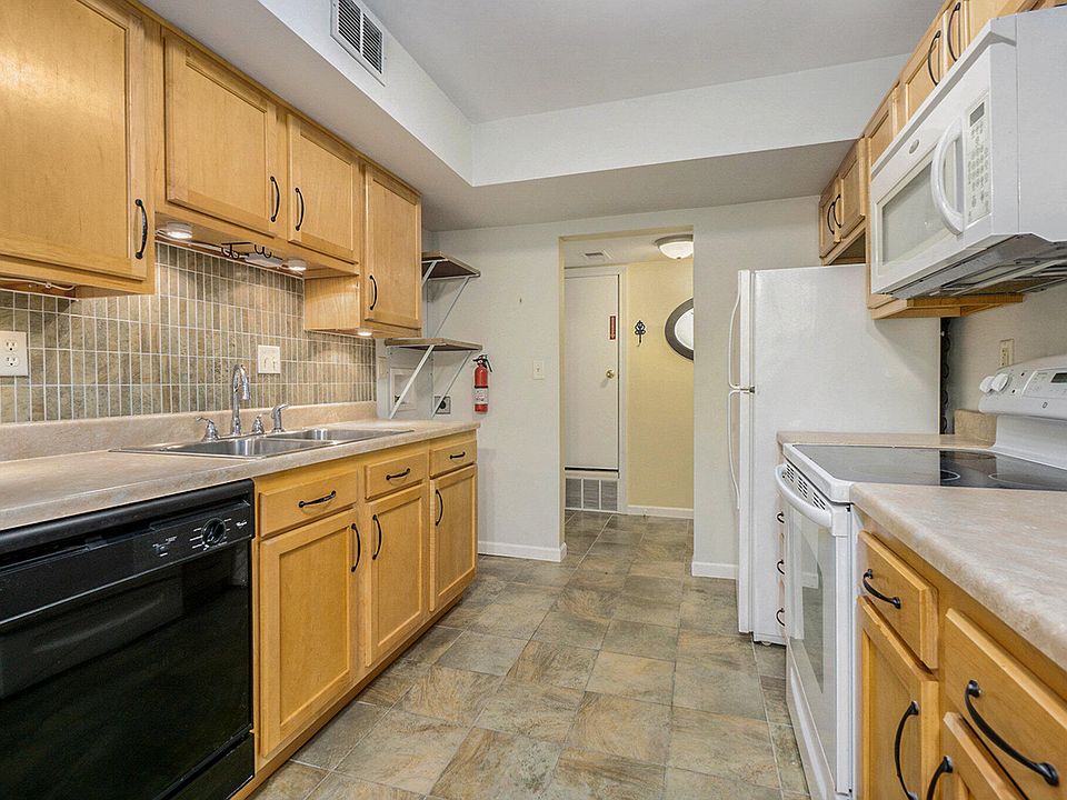 742 W Kilgore Rd APT 304, Kalamazoo, MI 49008 Zillow