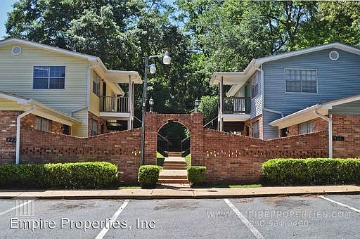 1st image of 820 Arkansas St APT 2