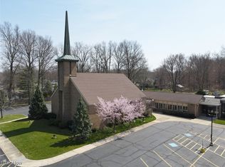 33119 Electric Blvd, Avon Lake, OH 44012