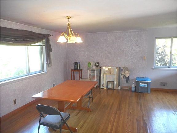 2nd image of 81 Green Clover Dr